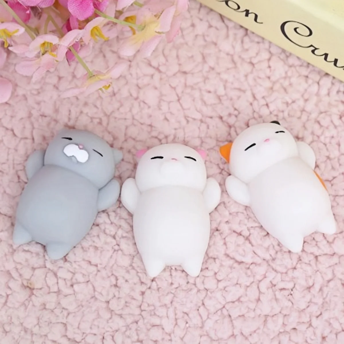 1PC Mochi Animals Toys Cute Mochi Cat Stress Relief Toys Mochi Animals Party Favors Mini Animals Cat Easter Gifts for Kids Adult