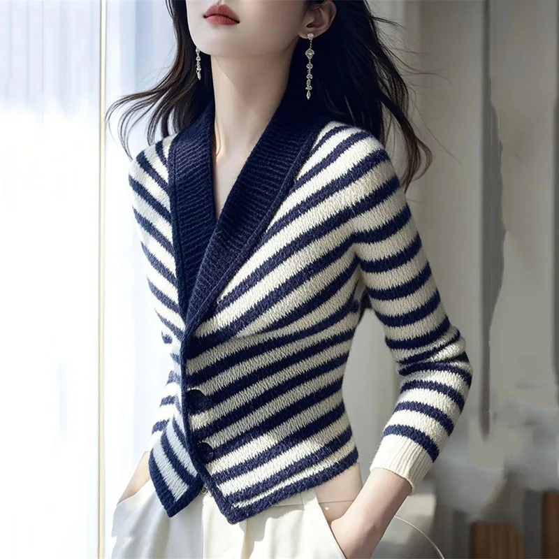 

Fashion Knitted Cardigan Sweater Women Autumn Winter New V-Neck Striped Loose Sweater Ladies Chic Style Knitwear Coat Female Top