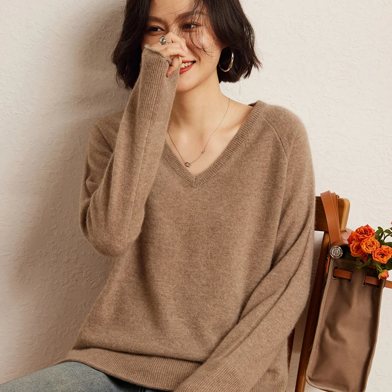 2024 Autumn And Winter New Women Sweater 100% Cashmere Women\'s V-Neck Pullover Soft Warm Loose Jumper Solid Knit Fashion Shirt