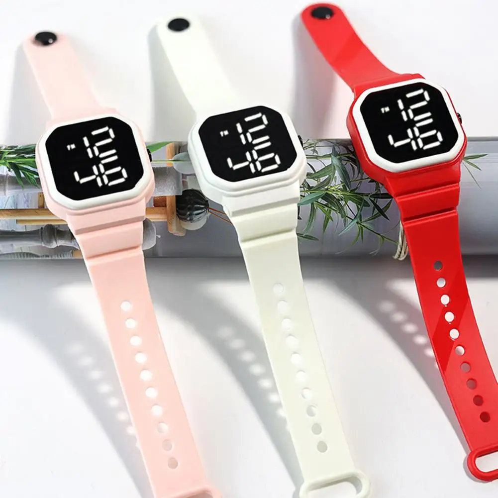 Jam tangan elektronik uniseks, jam tangan Digital olahraga LED hadiah ulang tahun akurat Pria Wanita bertenaga baterai