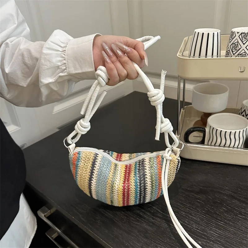 

2025 Fashion Rainbow Contrast Woven Bag 2025 New Versatile Comfortable Shoulder Strap Crossbody Pouch Ladies Hand Bags