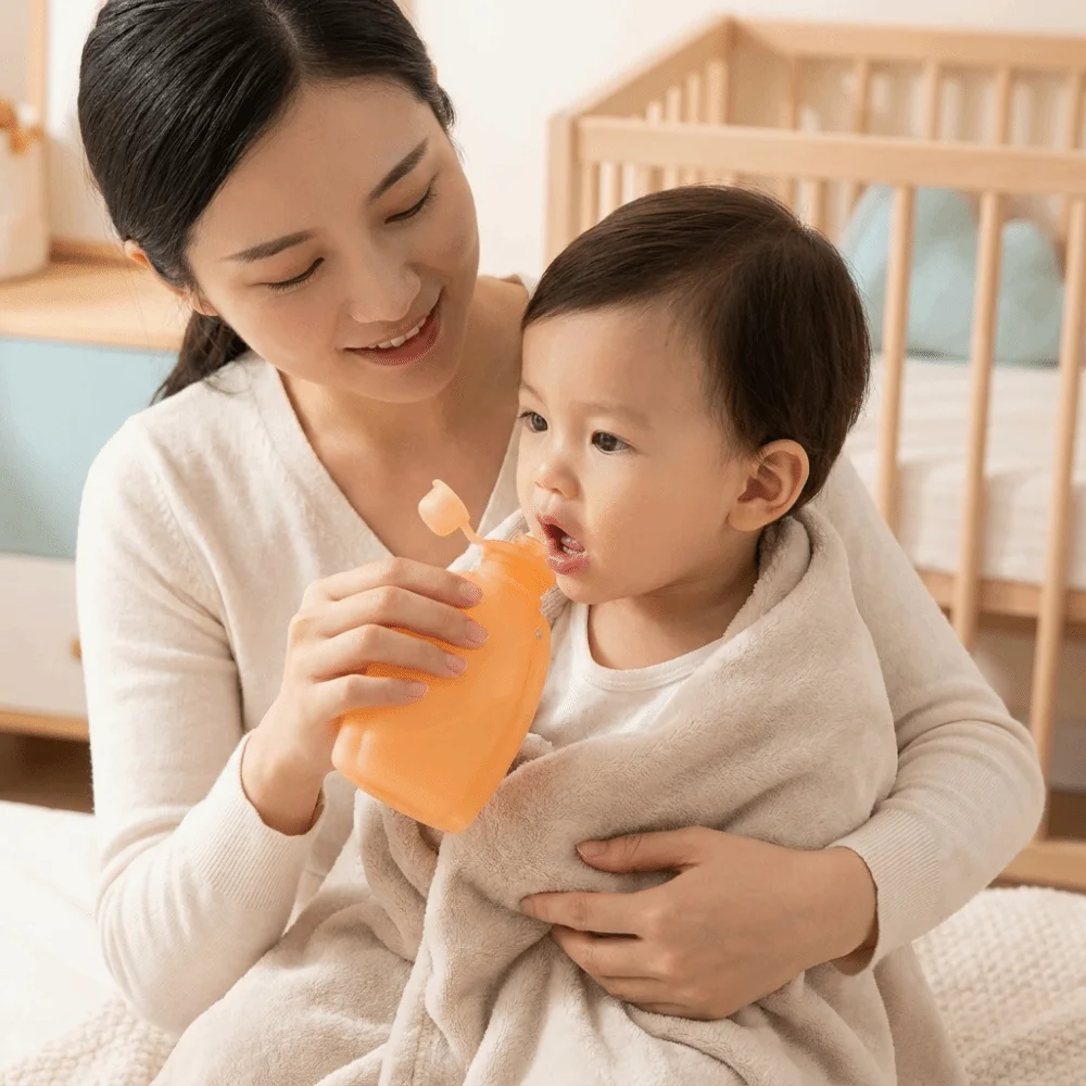 Non BPA Baby Food Pouch Food Grade Silicone Portable Squeeze Feeder Easy to Storage Lightweight Leakproof Food Storage Bag