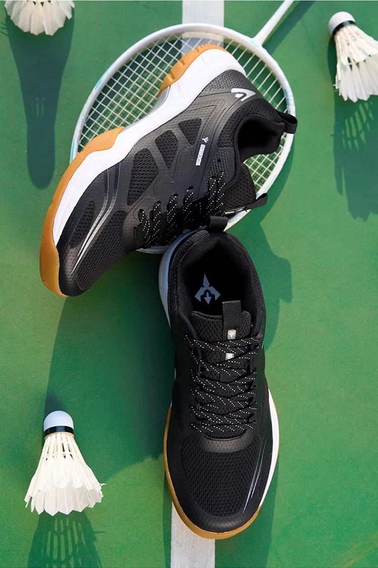 New 2025 Comfort Anti-Friction Sports Shoes Lightweight Breathable Table Tennis Shoes Unisex Universal Training Table Tennis Sho