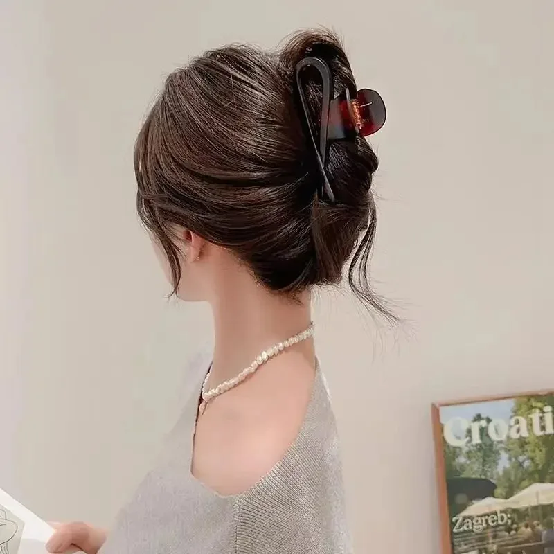 

Retro Tortoiseshell Acrylic Frosted Hair Claw Summer Women'S High-End Large Shark Clip Hair Accessories For Bun At Back Of Head