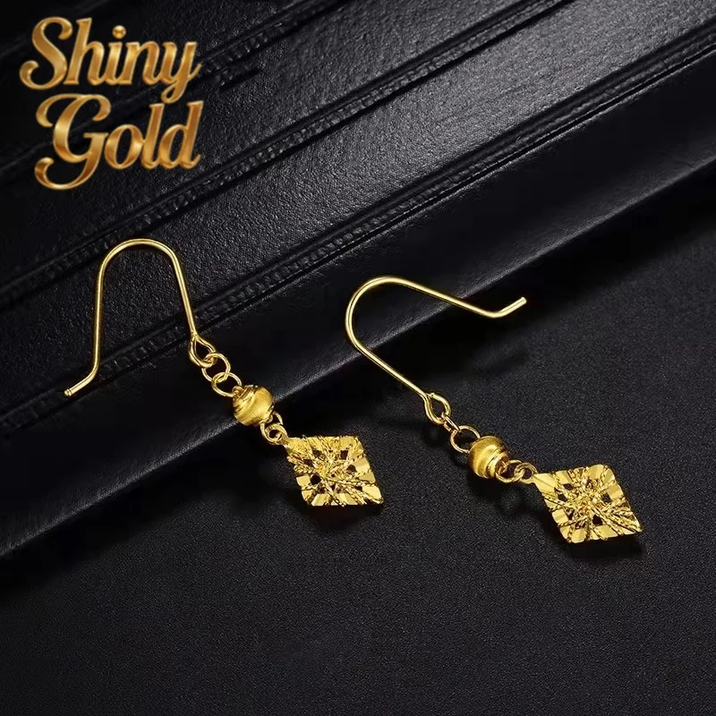 

Женские серьги ShinyGold из 24-каратного золота AU999 с полым геометрическим узором и бриллиантами | 3D-композиция из бриллиантов, привлекающая внимание для торжественных мероприятий
