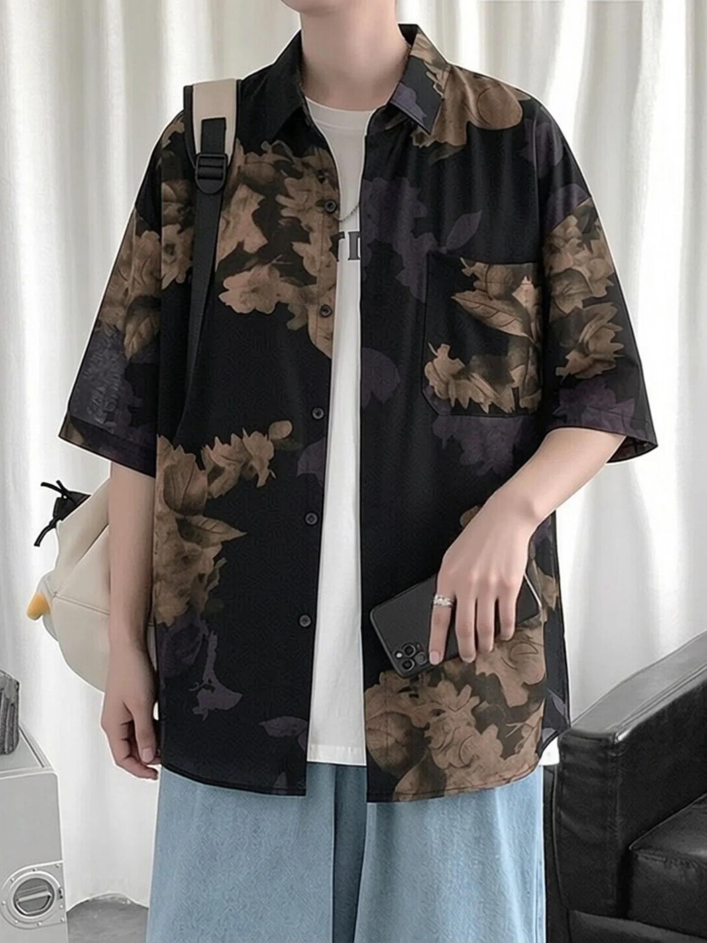 

Summer Ice Silk Loose Short Sleeve Men's Shirt Casual Chic Vintage Hong Kong Style Beach Shirt Floral Print Couple's Shirt