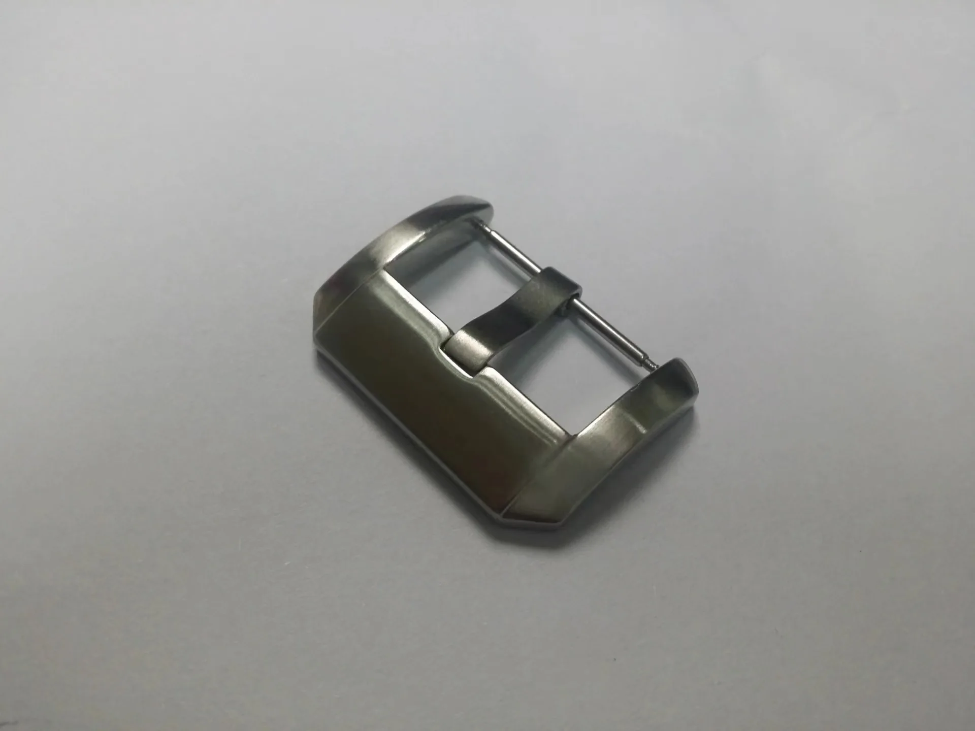 Watch buckle: stainless steel hardware buckle, solid oil buckle, leather plastic silicone watch buckle