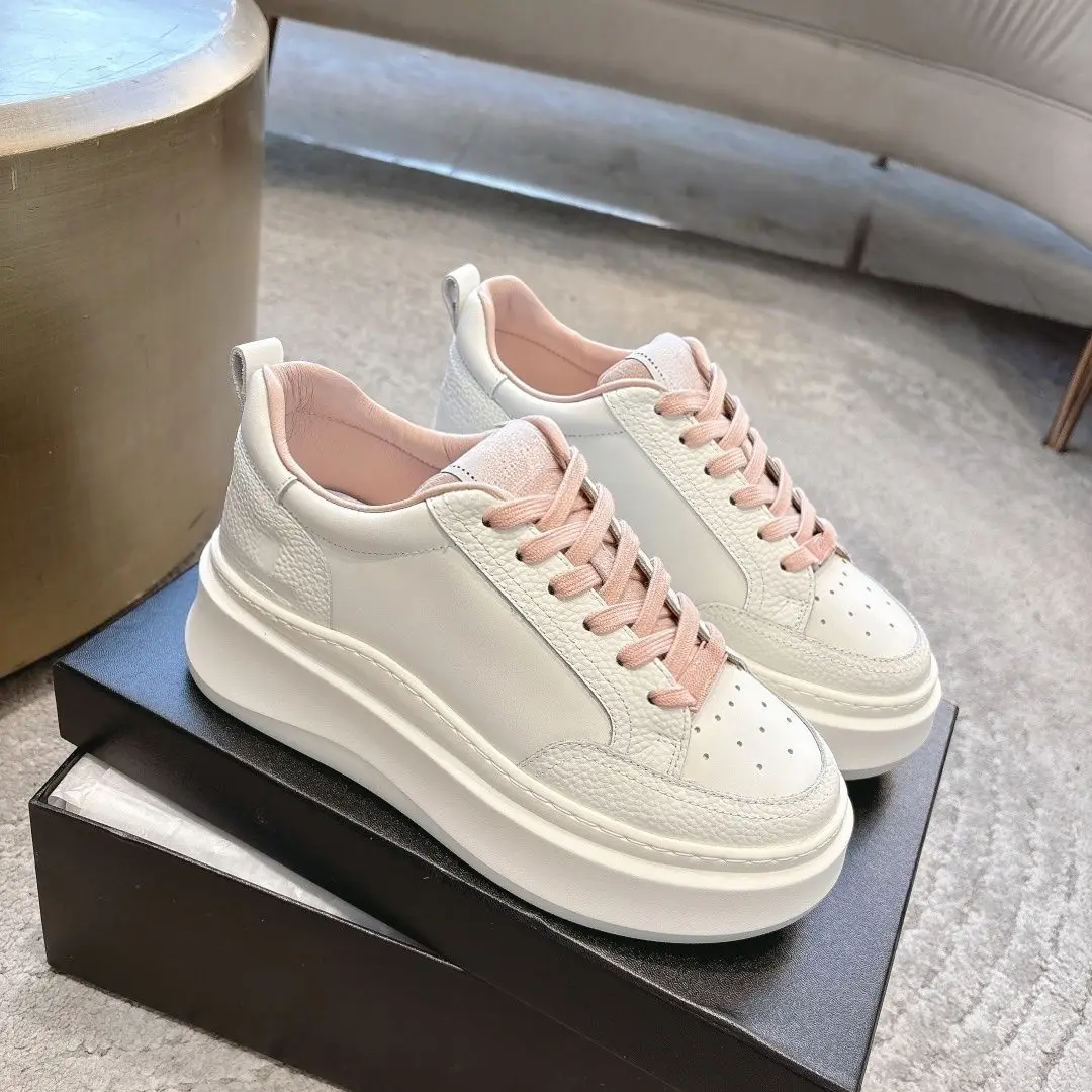 Sturdy Side Panel Construction Unisex Skate Board Shoes Men Women Casual Low‑cut Sneakers Anti‑twist Foot Support Breathable Comfort Upper Lace‑up Footwear Wear‑resistant Non‑slip Outsole For Street Outdoor School Dating Shopping Campus Party Activities
