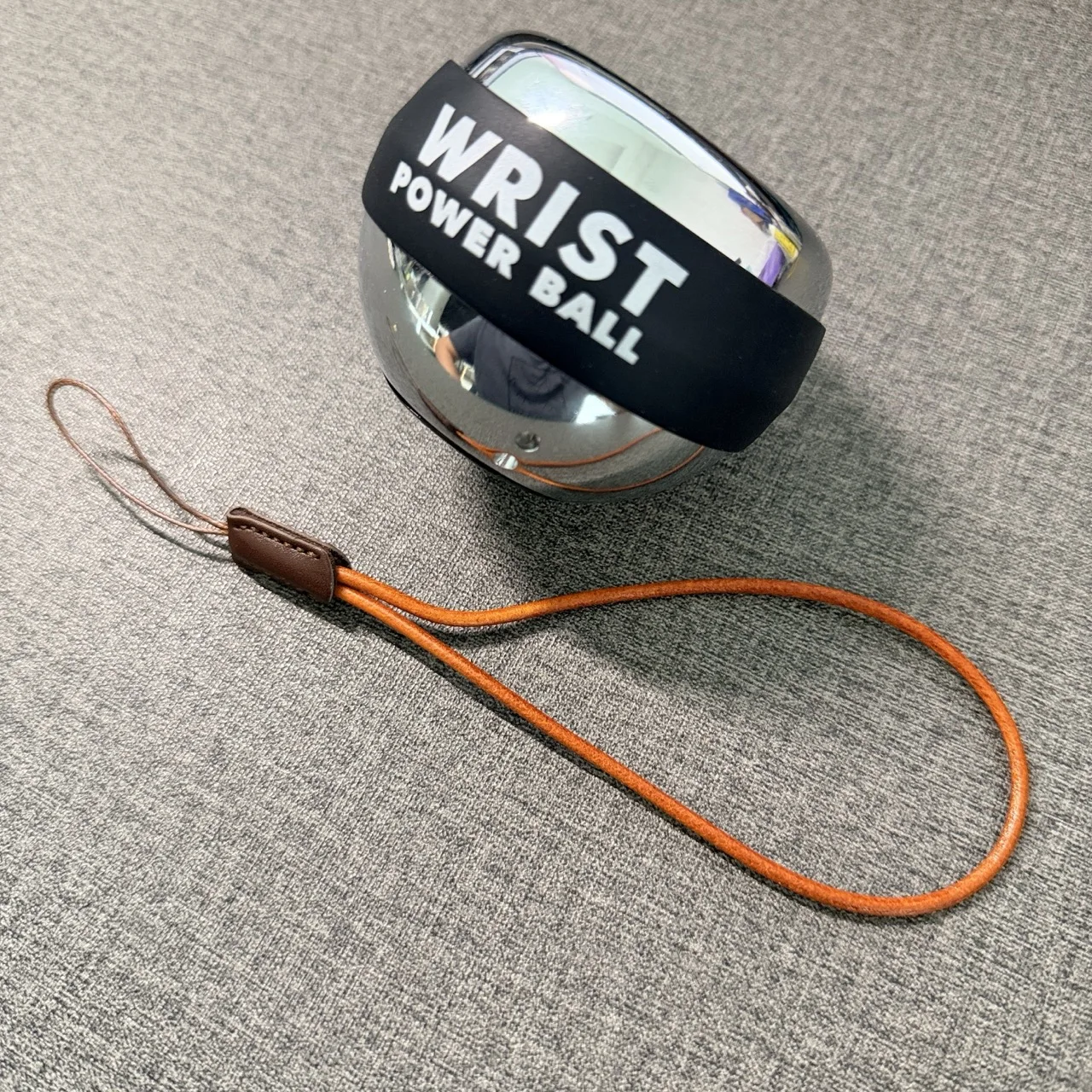 Sports Equipment That Starts With A - Gelang Kulit Coklat Logam dengan Bola