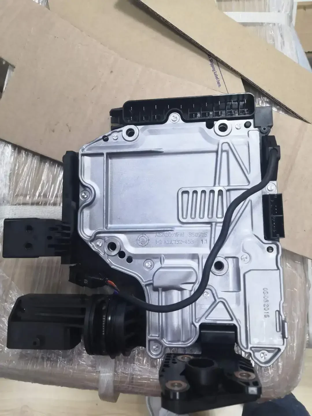 

Модуль управления трансмиссией 0CK927156S (TCU) подходит для немецких автомобилей.