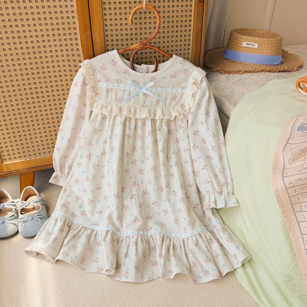 2026 Fall Korean Childrens Wear French Floral Ruffled Girls Dress Bow Knot Long Sleeve Kids Cake Skirt
