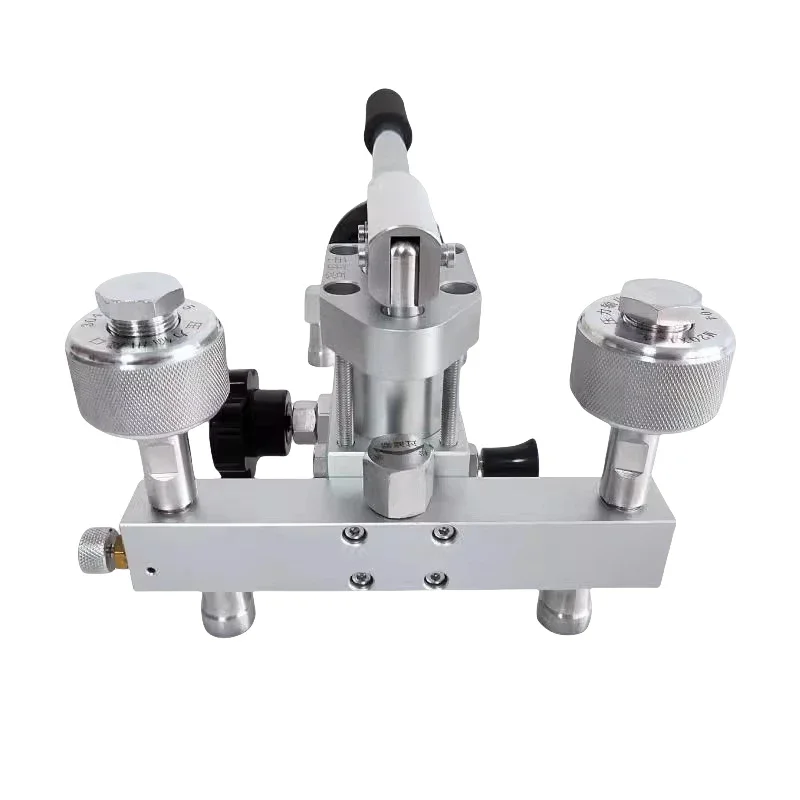 Handheld Pressure Pump, Precision Adjustable Manual Air Pressure Gauge, High-pressure Positive and Negative Pressure Tester.
