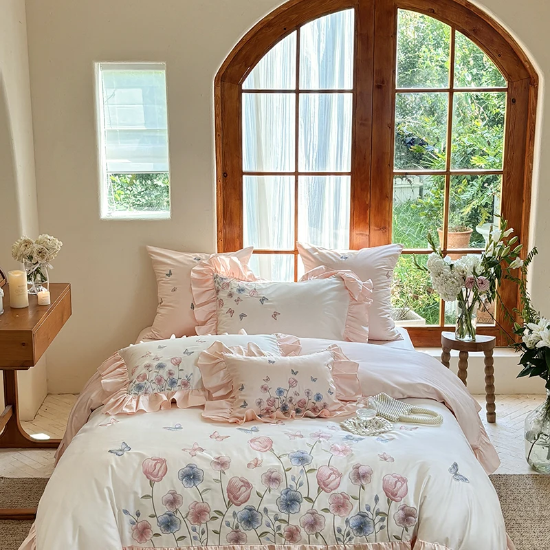 

4Pcs Pink Flowers Butterfly Embroidery Ruffles Princess Bedding Set 1000TC Egyptian Cotton Duvet Cover Set Bed Sheet Pillowcases