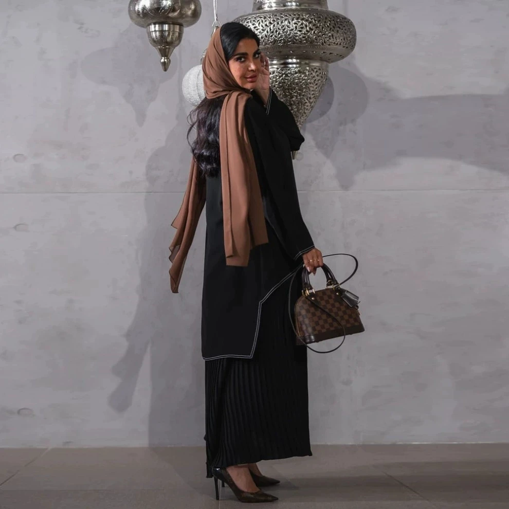 라마단 중동 두바이 사우디 아라비아 풀오버 밑단 패치워크 주름 무슬림 럭셔리 패션 롱 로브 가죽 버클 드레스