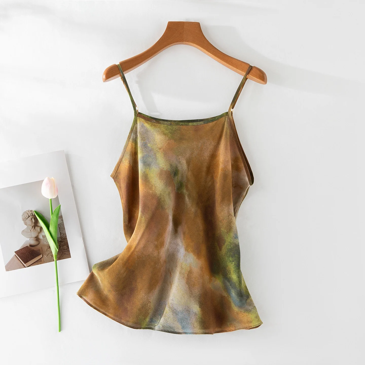 المرأة الصيف عادية جديد 100% التوت الطبيعي الحرير كريب دي تشاين تنوعا طباعة المائل قطع قصيرة مثير الحمالات الصغيرة