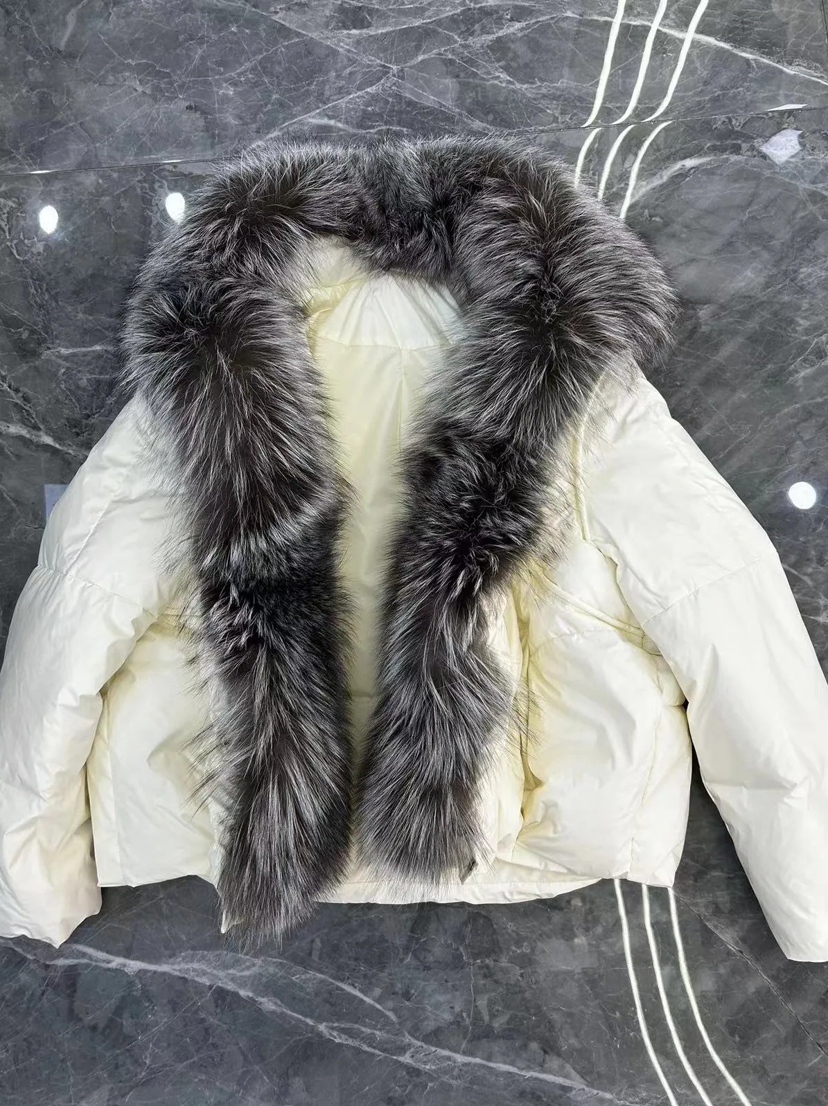 New Fashion Winter Women White Duck Down Jacket Thick Warm Loose Coat Natural Real Fox Fur Collar Luxury Outerwear