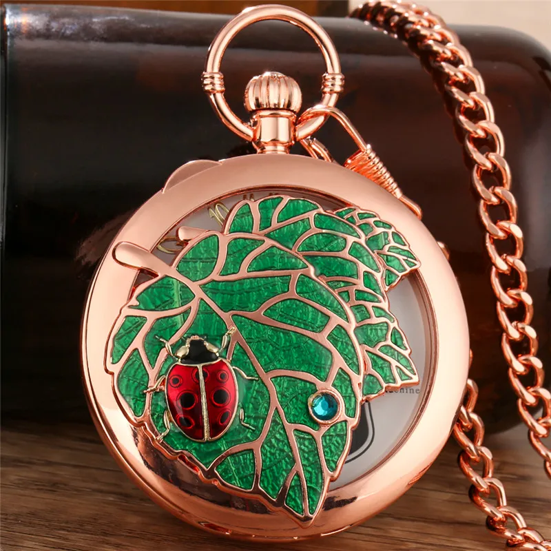 Retro Play Music Quarz-Taschenuhr mit Käferblatt-Muster Castle in the Sky Melody Eleganter Vintage-Uhr mit FOB-Kette – Detail 7