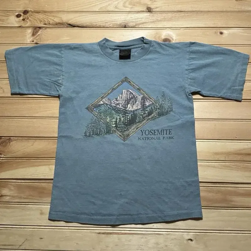 Vintage 90S Yosemite National Wildlife Park Destination Faded Tourist T Shirt S