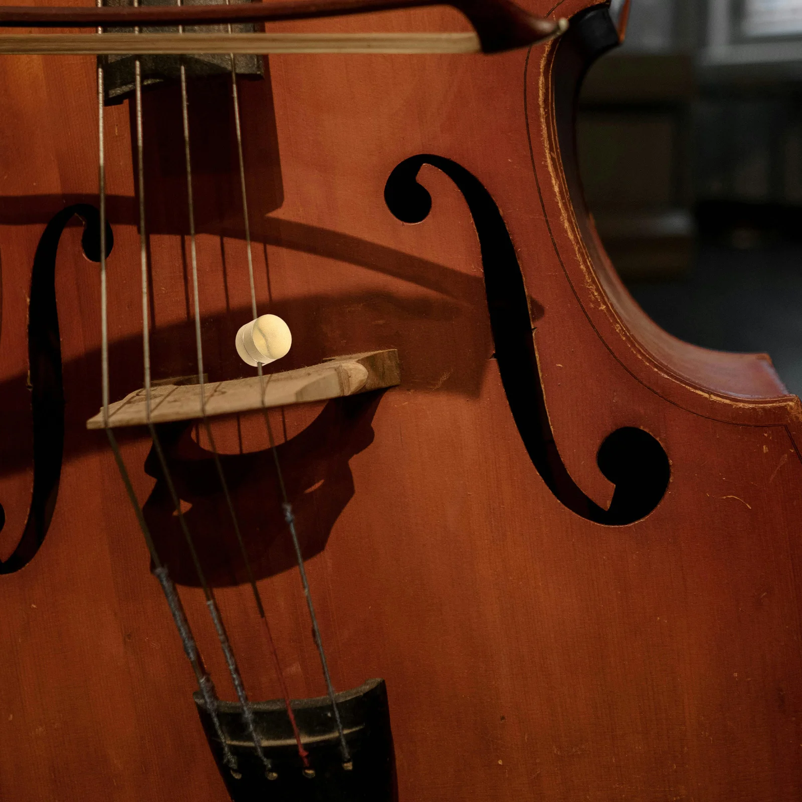 

Brass Wolf Tone Cello Durable Brass Noise Reducer Cylindrical Cello Wolf Tone Mute Instruments Accessory