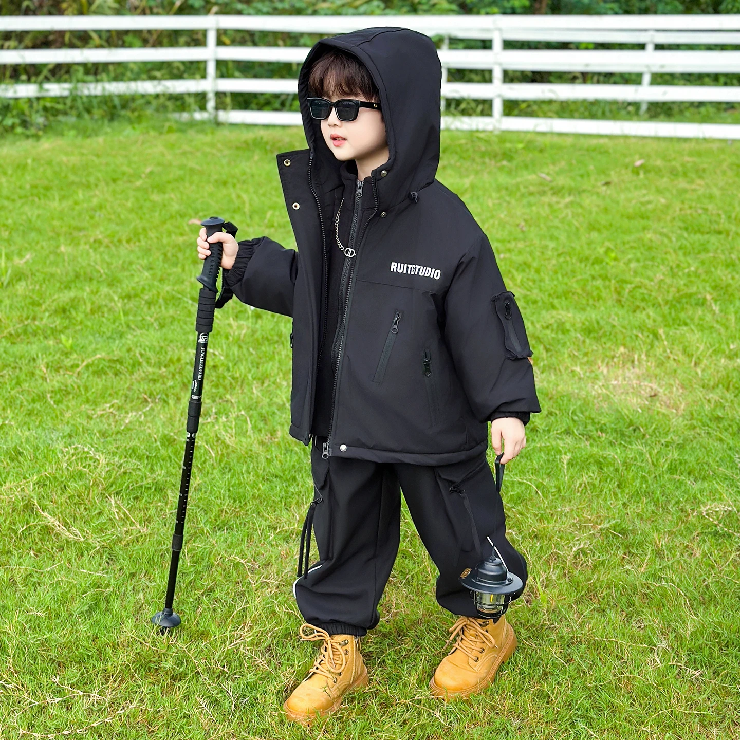 

Thiened Cotton Jaet Set for Boys Winter Outdoor Warm Clothes Youth Faionable Brandl Stand Fit Polyester Fiber
