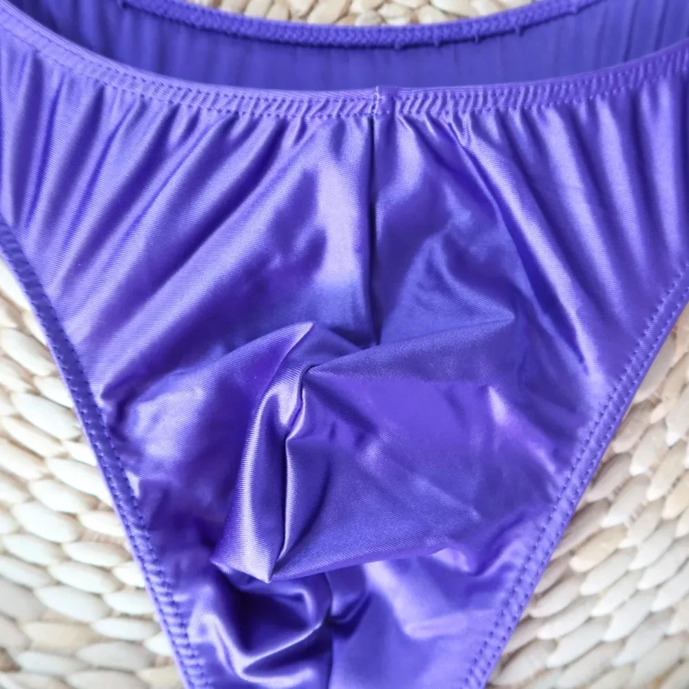 Man's Pink Low Waist Motal Sexy Thong Briefs Low Waisted Mini Convex Pouch G-String Nightclub Live Show Dance T-Back Panties