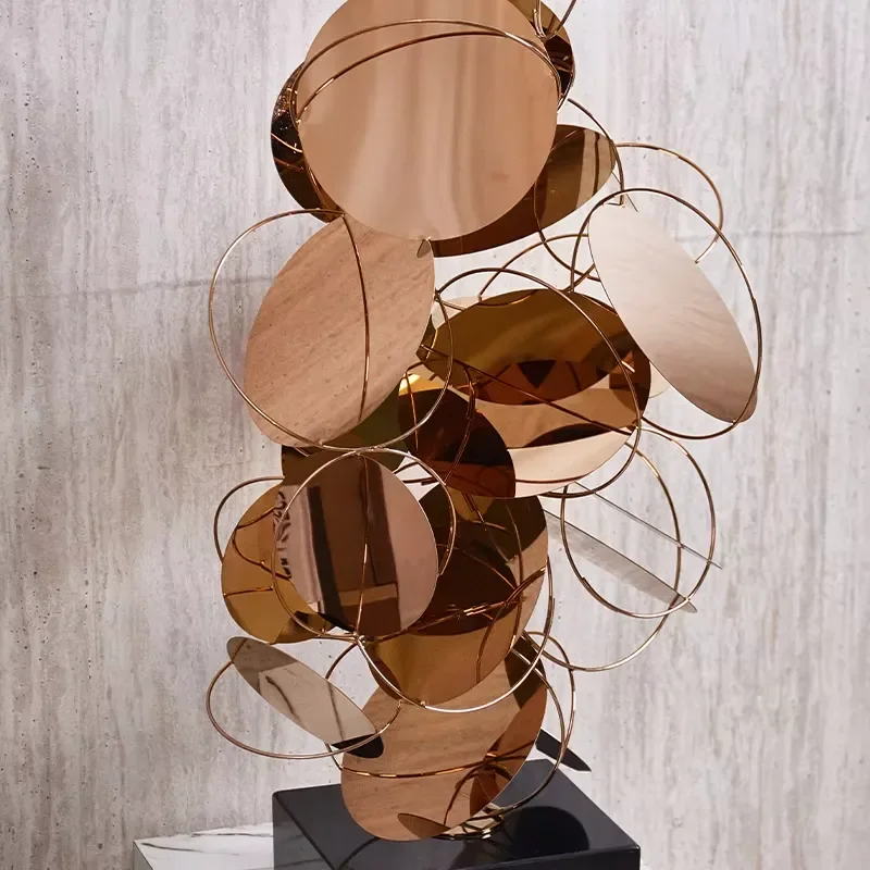 Modern Round Shape Gold Color Metal Polygon Abstract Crafts for Home Decoration and Congratulations Occasions