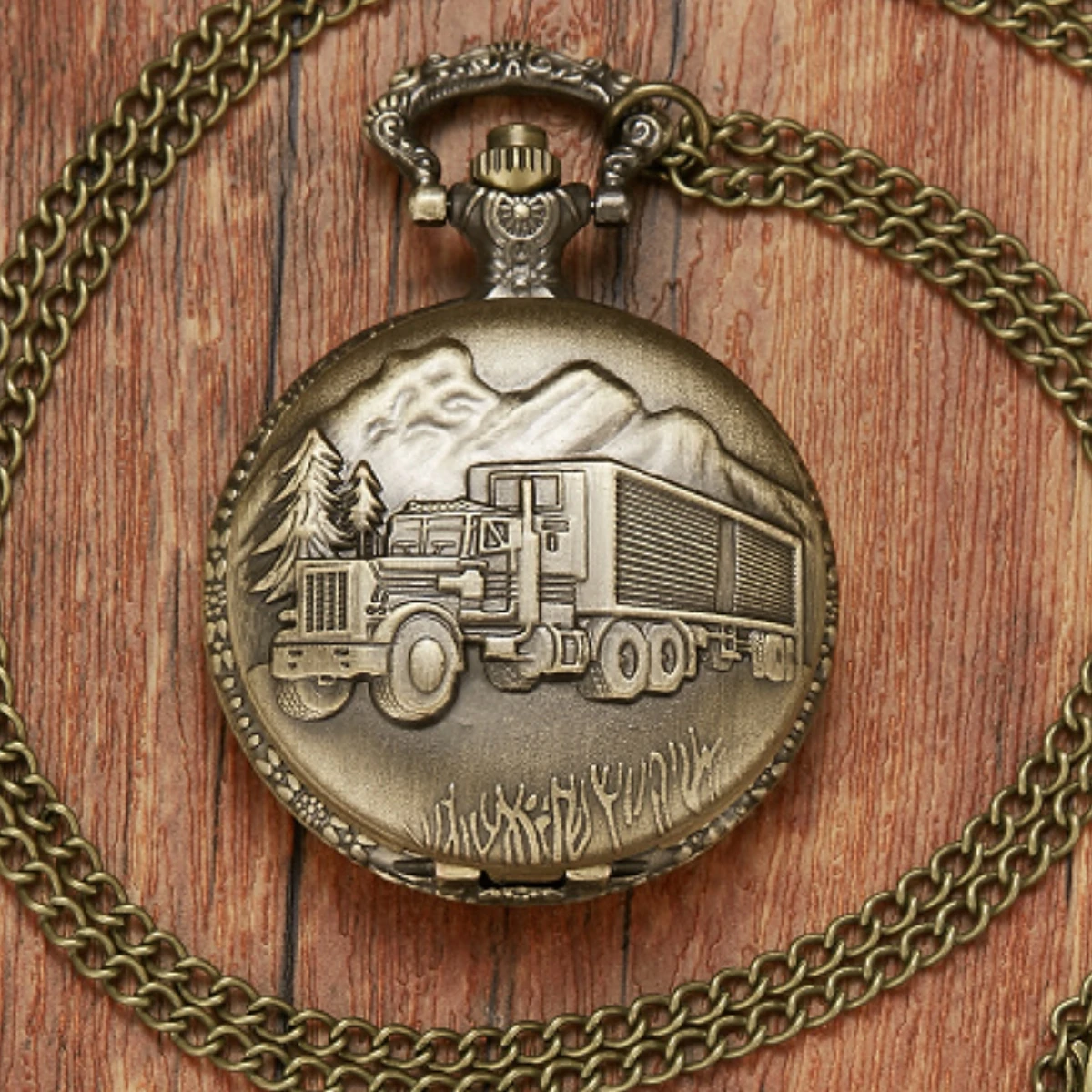 New Steampunk Forest Truck Display Bronze Quartz Pocket Watches Retro Fob Watch Chain For Men Women