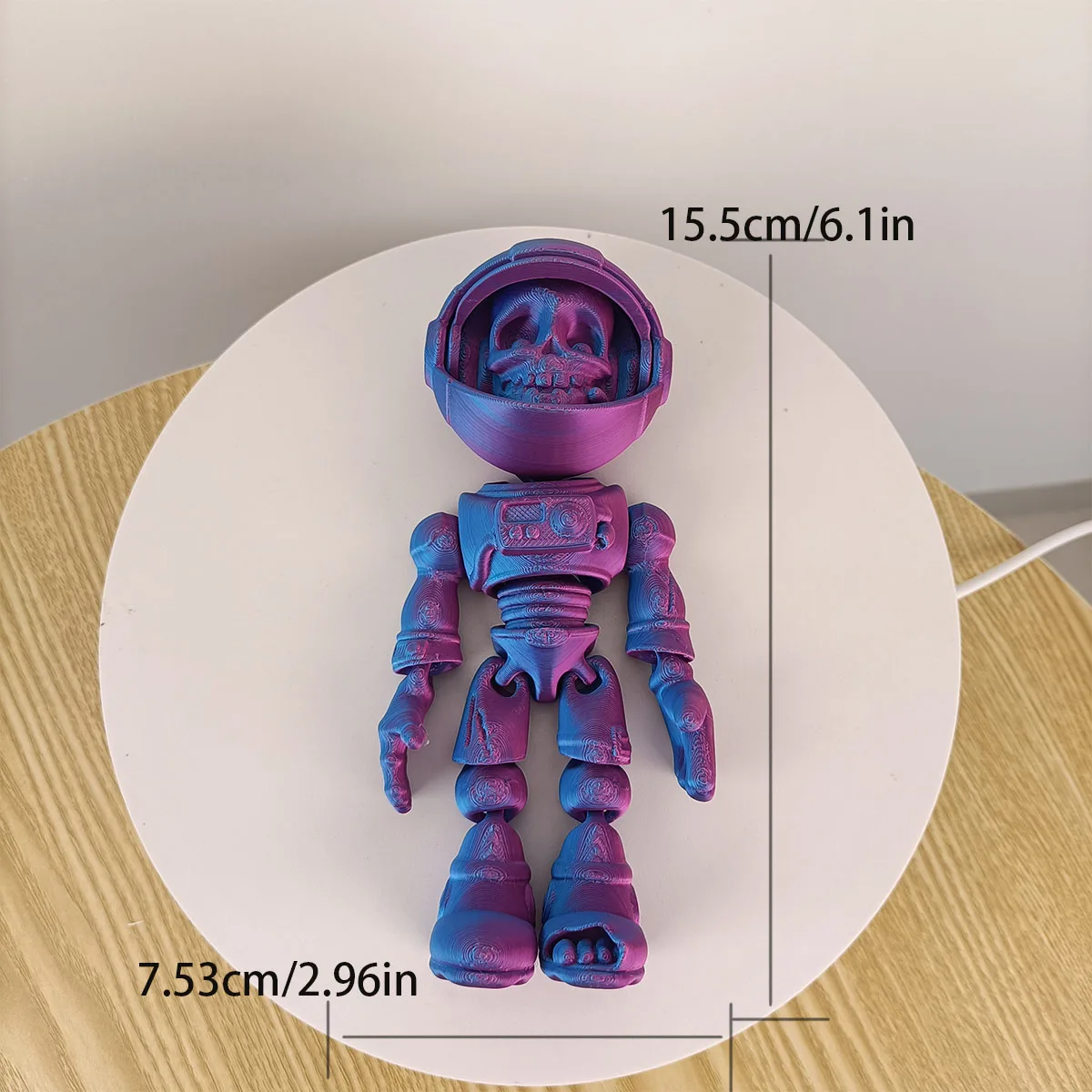 1pc3D printed skeleton astronaut, available in blue, purple, and green, with a switchable face mask, a futuristic home decor toy