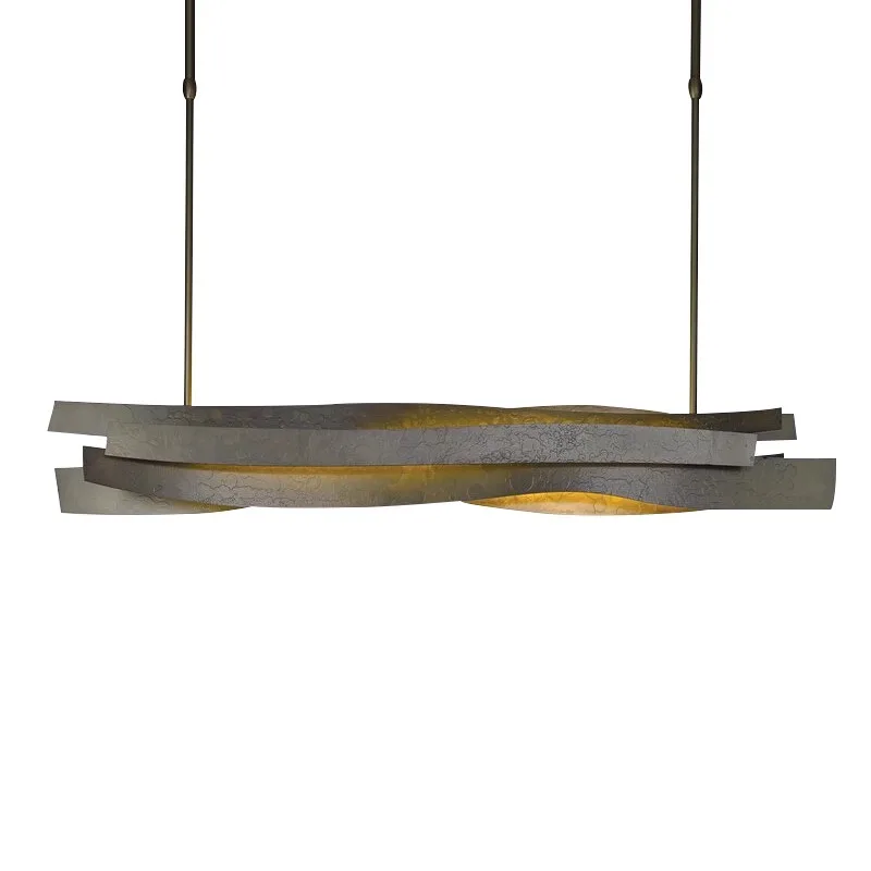 Bancone dell'isola del ristorante d'arte, bancone bar, lampadario, designer della stanza modello, forma geometrica irregolare, luce da studio creativa