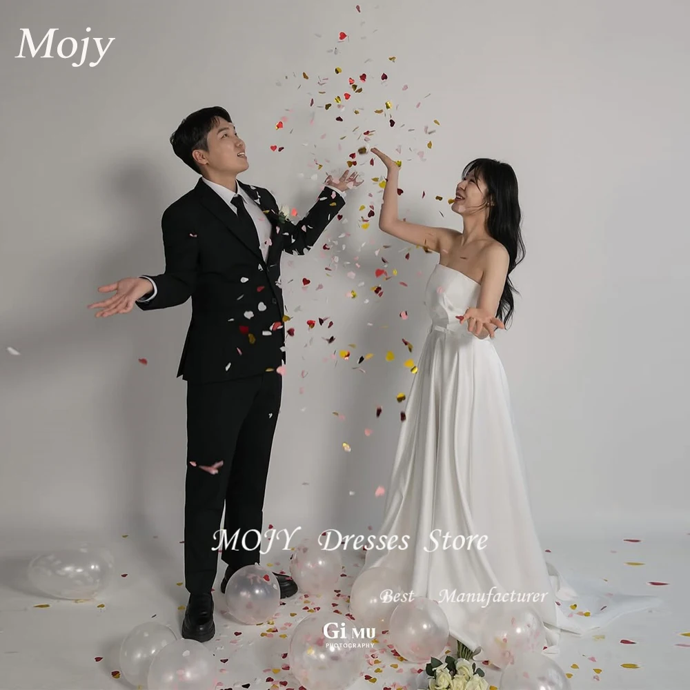 

Mojy Simple Strapless A Line Wedding Dresses Soft Sweep Train Bridal Gowns Corset Back Plus Size Vestidos de noiva Women