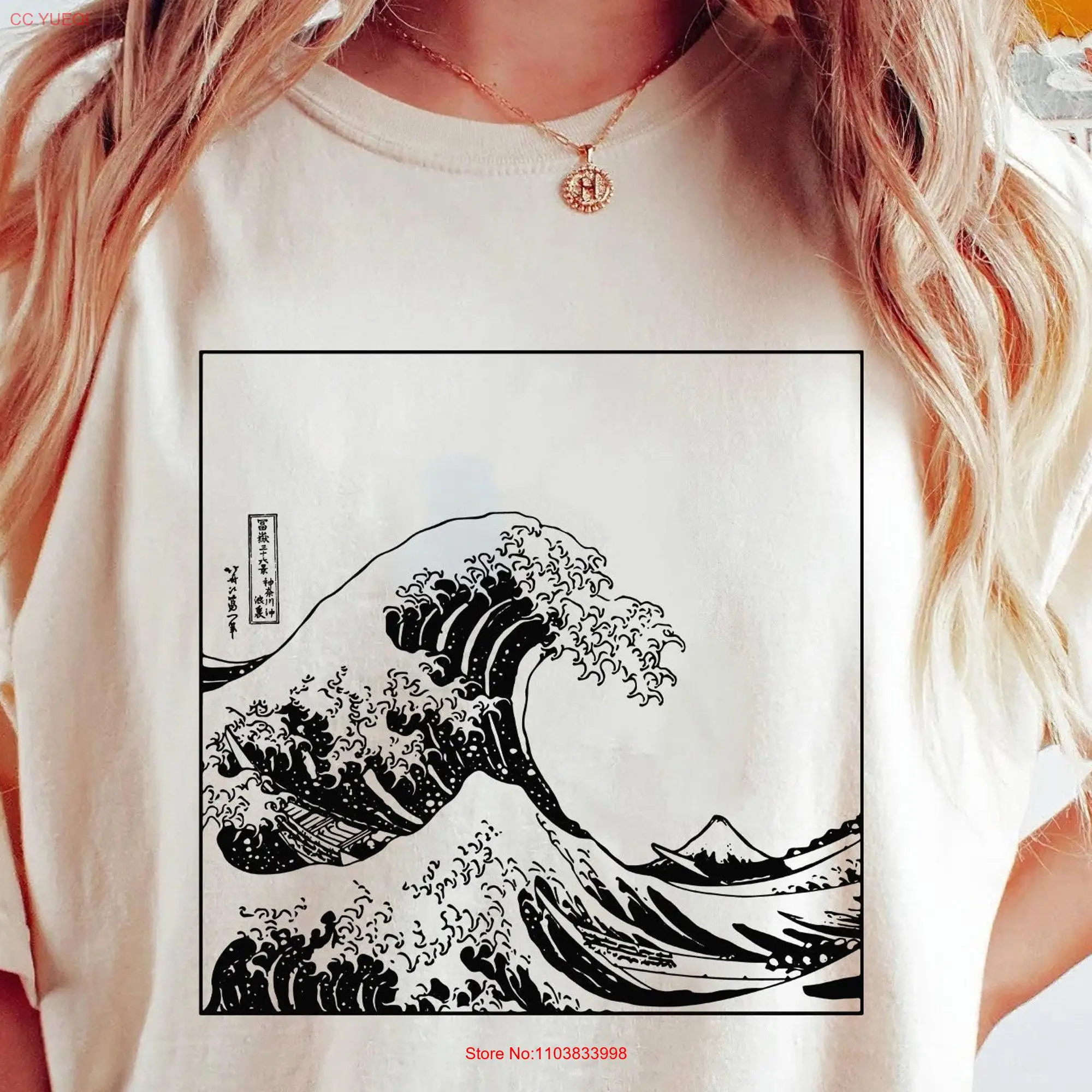 

The Great Wave off Kanagawa T Shirt Aesthetic Japanese Clothing Anime UNISEX long or short sleeves