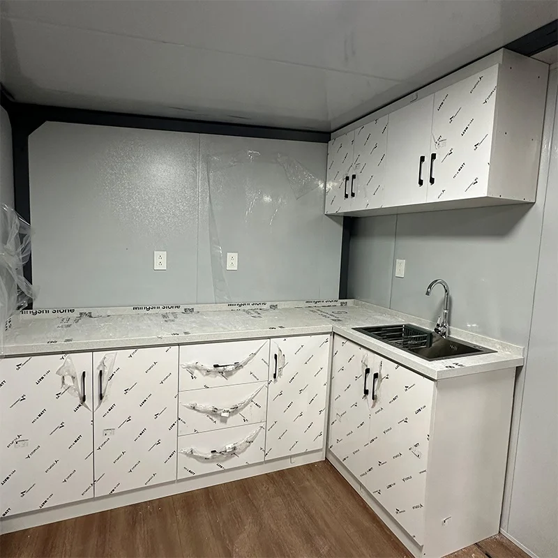 Steel Mobile Office Container House 3 Bedroom Prefab With Extendable Design For Shop Use Sandwich Panel Material