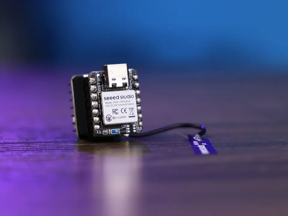 XIAO nRF52840 & Wio-SX1262 Kit for Meshtastic 868/915MHz LoRa