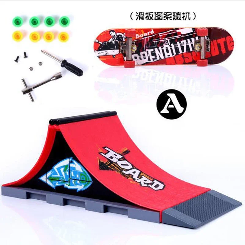 Composable Finger Park Figure Skate Scene Board Venue Combination Toys Skateboarders rampa Track Toy Set per i regali di natale del ragazzo