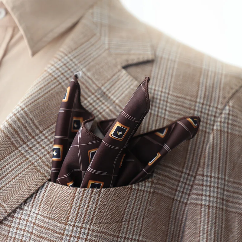 2025 nuevo pañuelo de lujo con estampado de puntos florales, pañuelo cuadrado de bolsillo, ropa Formal para hombre, pañuelo azul de negocios, pañuelo de seda simulado, toalla para traje