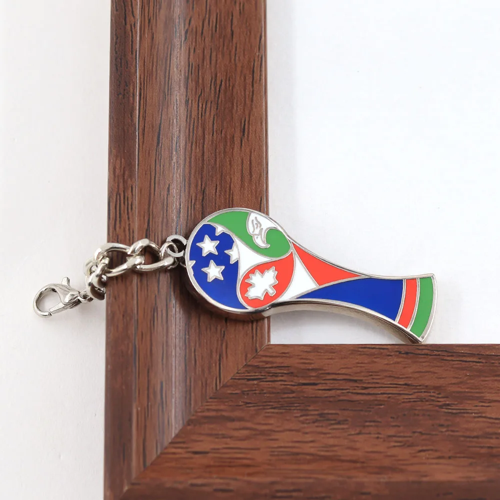 Internationaler Fußball-Schlüsselanhänger USA-Stern-Abzeichen Kanada-Ahornblatt Mexikanische Flaggen-Elemente Schlüsselring Fußball-Fan Sammlerstück Geschenk – Detail 9