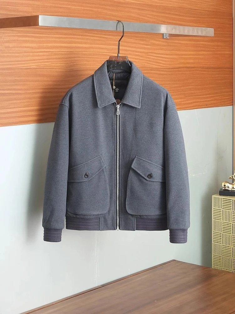 

Мужской пуховик LP с лацканами на белом утином пуху