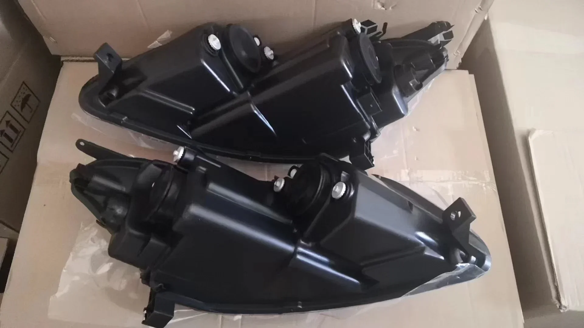 2025 OEM 7051042600 المصابيح الأمامية اليسرى لـ GEELY Emgrand DIHAO 2022 LED