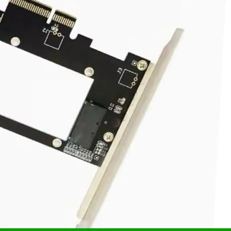 ตัวแปลง SSD U55C PCIe4.0 Gen Z สำหรับระบบจัดเก็บข้อมูลระดับองค์กร มีขายึดโปรไฟล์ต่ำพร้อมการติดตั้ง OEM พร้อมแล้ว