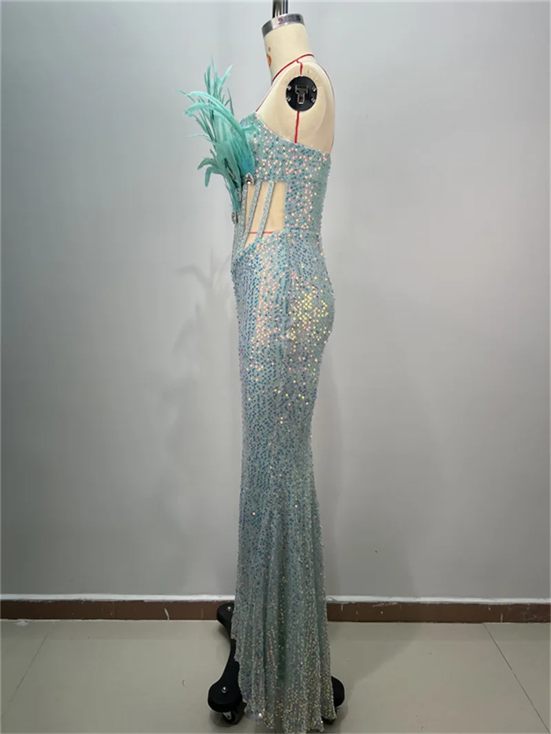Abito da sera di fascia alta con paillettes blu menta trasparente sexy di lusso con strass di piume di nuovo arrivo