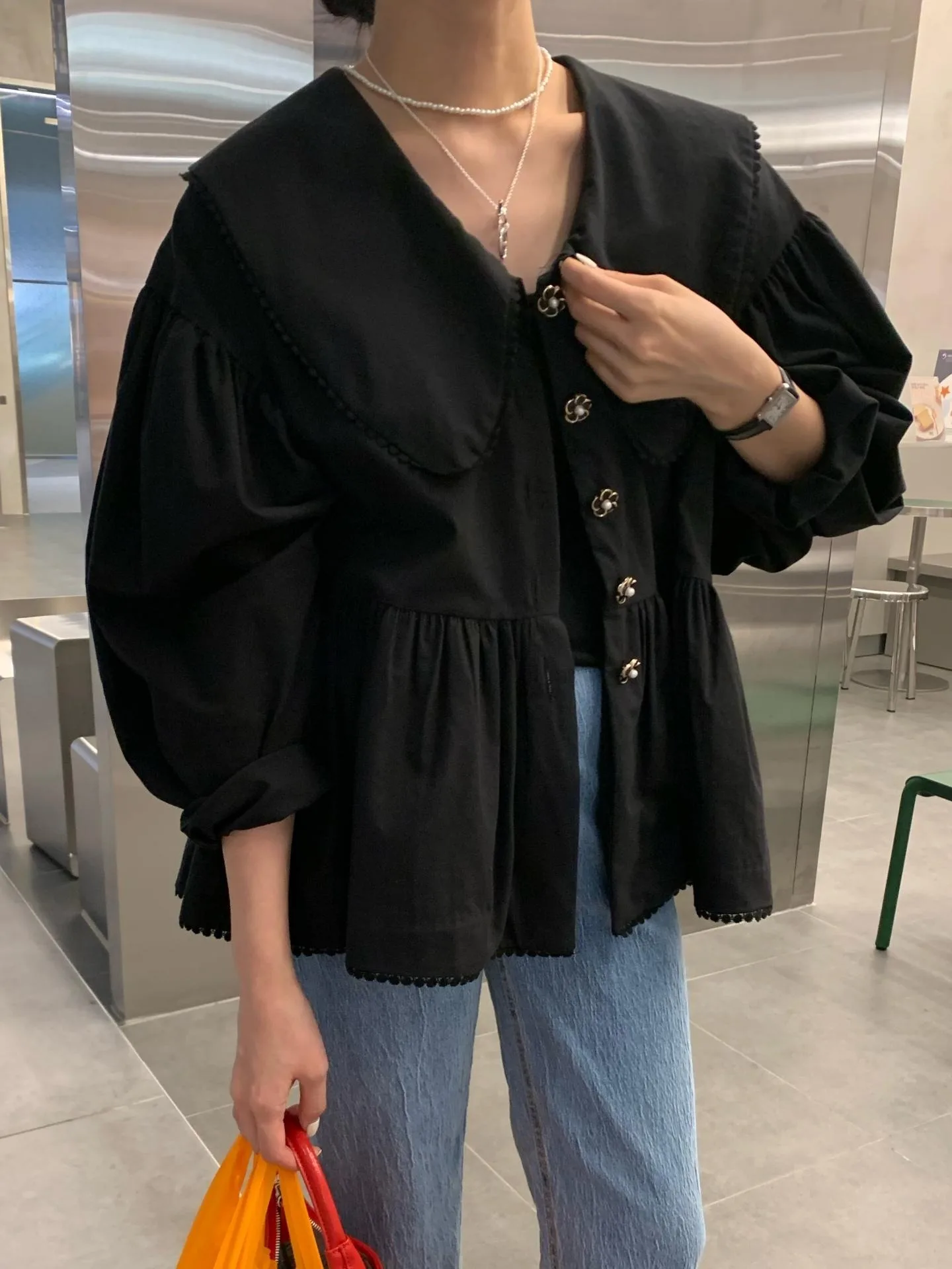 Chique Long Sve losse dames irt met ruches kraag Ele Button Design Geschikt voor verschillende gelegenheden Herfst Faion