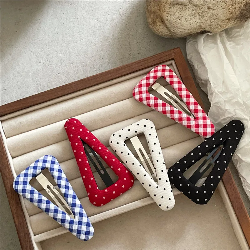 Pinces à cheveux triangulaires rétro à pois, pince à frange pour femmes et filles, épingles à cheveux douces et élégantes, Barrettes en tissu, accessoires de cheveux à la mode