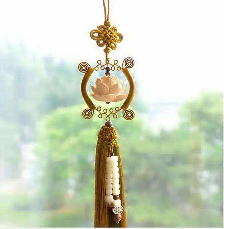 

Chinese Style Boxwood Lotus Hanging Safe Rearview Mirror Car Pendant Ping An Nafu Interior Decoration Good Luck Dragon Gifts