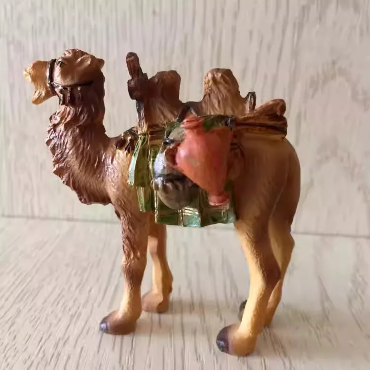 Handmade Painted Qatar Camel Resin Crafts Creative Home Decor Dubai United Arab Emirates Tourism Souvenir Gif