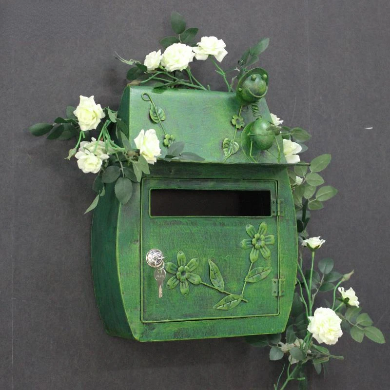 Retro Mailbox Idyllic and Creative Wall Hanging Letter Box Decorative Wrought Iron Post Box Household Outdoor Waterproof