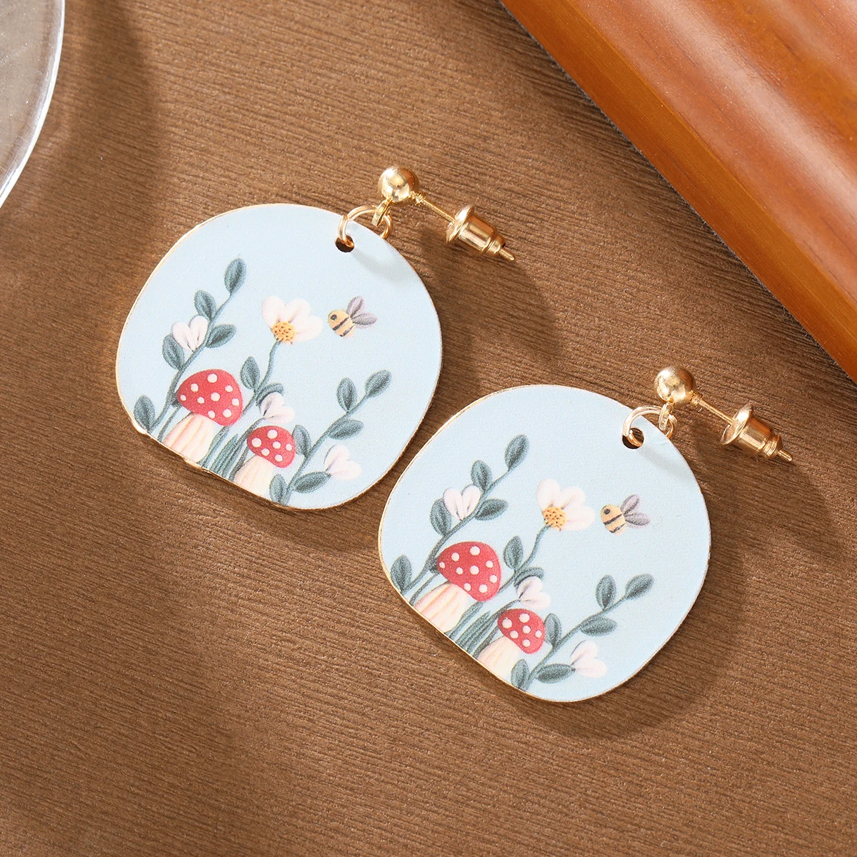 Cartoon Cute Style Mushroom Bee Flower Print Draping Ladies' Earrings, Suitable for Fresh and Casual Picnic and Daily Wear