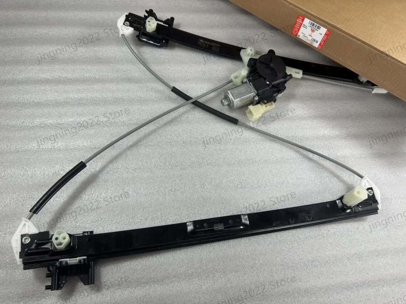 The left front window lifter of the elevator assembly is suitable for Range Rover Administration 2013-2020 LR153950 LR078164