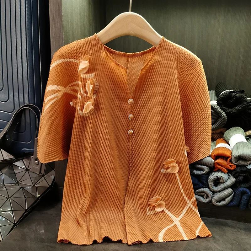 Miyake Summer Pleated Solid Color V-neck Bat Sleeve Fish Scale Pleated Loose Women's Top Women's 2025 New