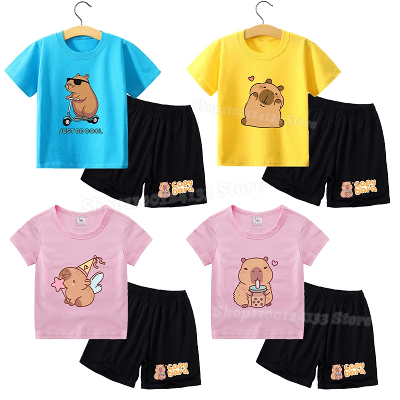 

Capybara Kids Outdoor Sports Clothes Set Cute Anime Print Boy Girl Summer T-Shirt Shorts Travel Street Casual Kawaii Party Gift