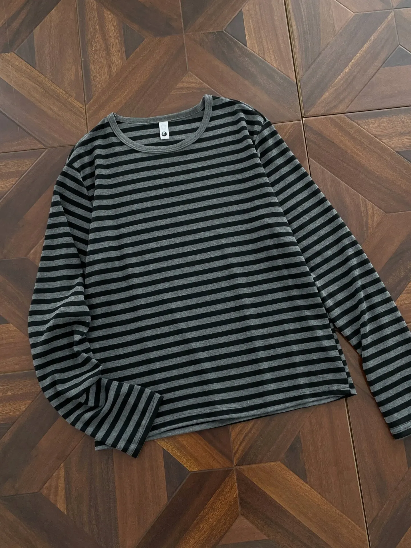 Autumnal Men's Long Sleeve T-Shirt Vintage Light Cotton Loose round Neck Basic Base Shirt Couple's Top Black Grey Stripes